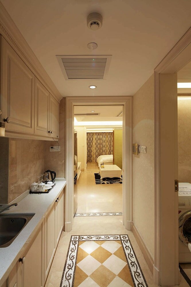 Фото Ruide Apartment Wanyi Plaza Branch