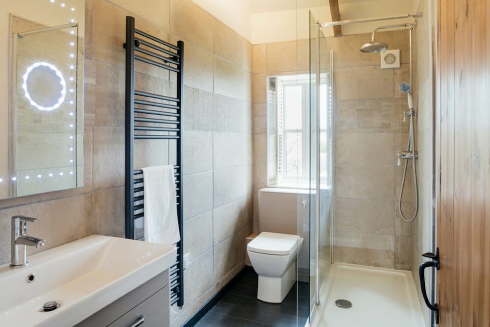 Фото Lower Trowan Cottage