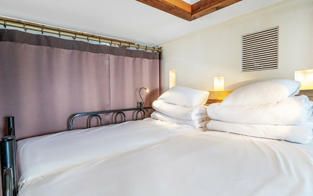 Фото Yeosu Rest Guest House