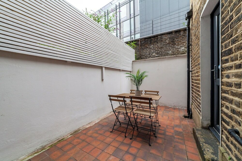 Фото The Hammersmith Apartments