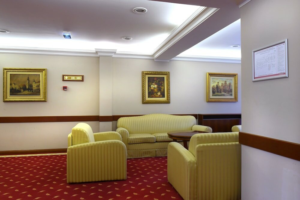 Фото Hotel Kovilovo