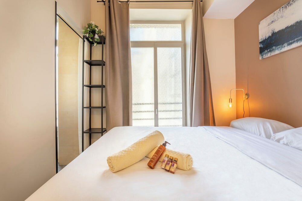 Фото Adira Résid'Marseille Vieux-Port