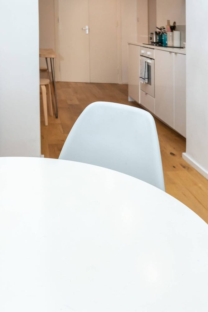 Фото Stylish and Modern 1 Bedroom Flat in Whitechapel