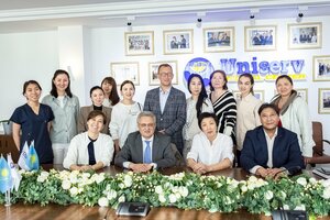 Uniserv (Sholokhov Street No:36, Oral), tıp merkezleri ve klinikler  Oral'dan (Uralsk'tan)