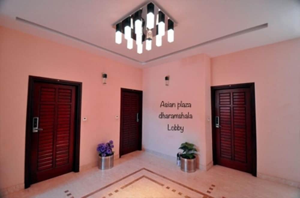 Фото Hotel Asian Plaza Dharamshala