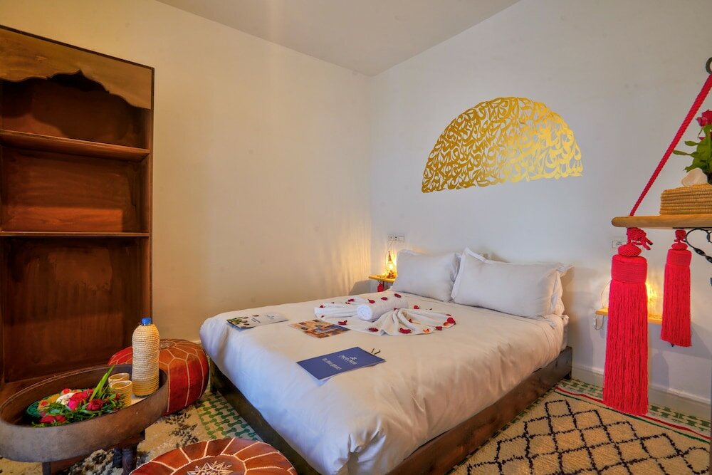 Фото Zwen Zwen Boutique Hotel Rooftop & SPA