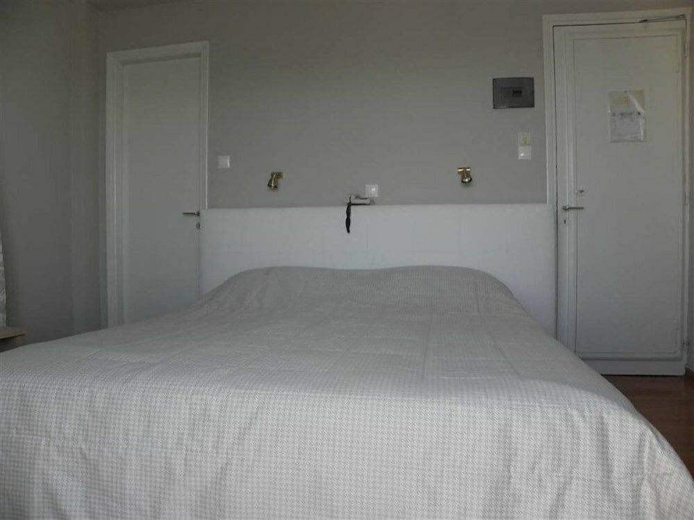 Фото Hotel Theoxenia Loutraki