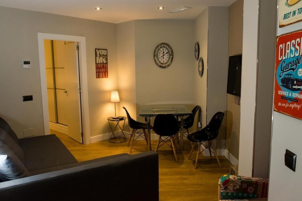 Фото Ab Apartamentos Museum