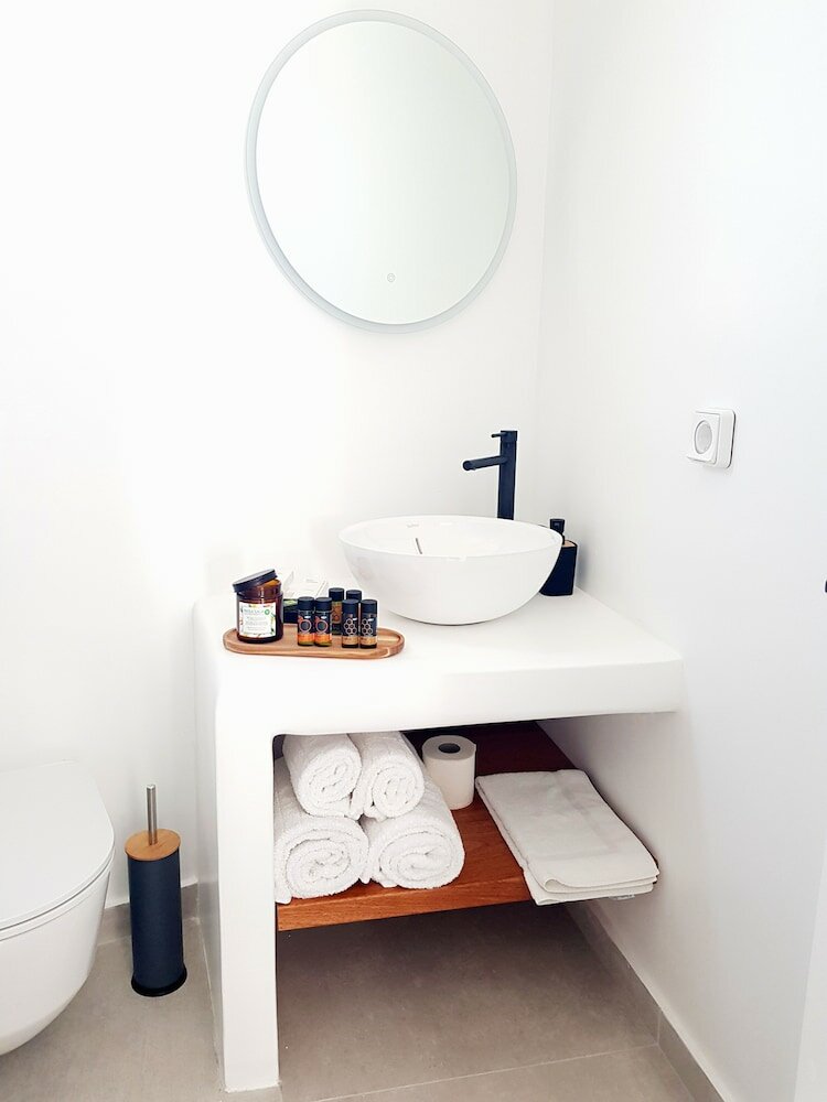 Фото MyLithos Suites