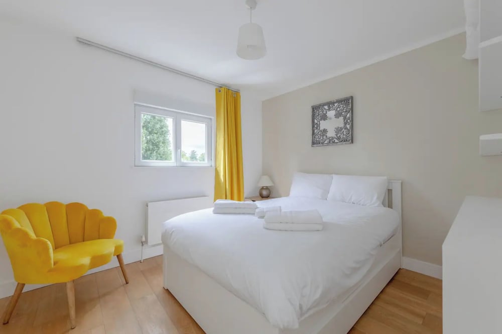 Фото Chic & Contemporary 3bd Flat - Barnes!