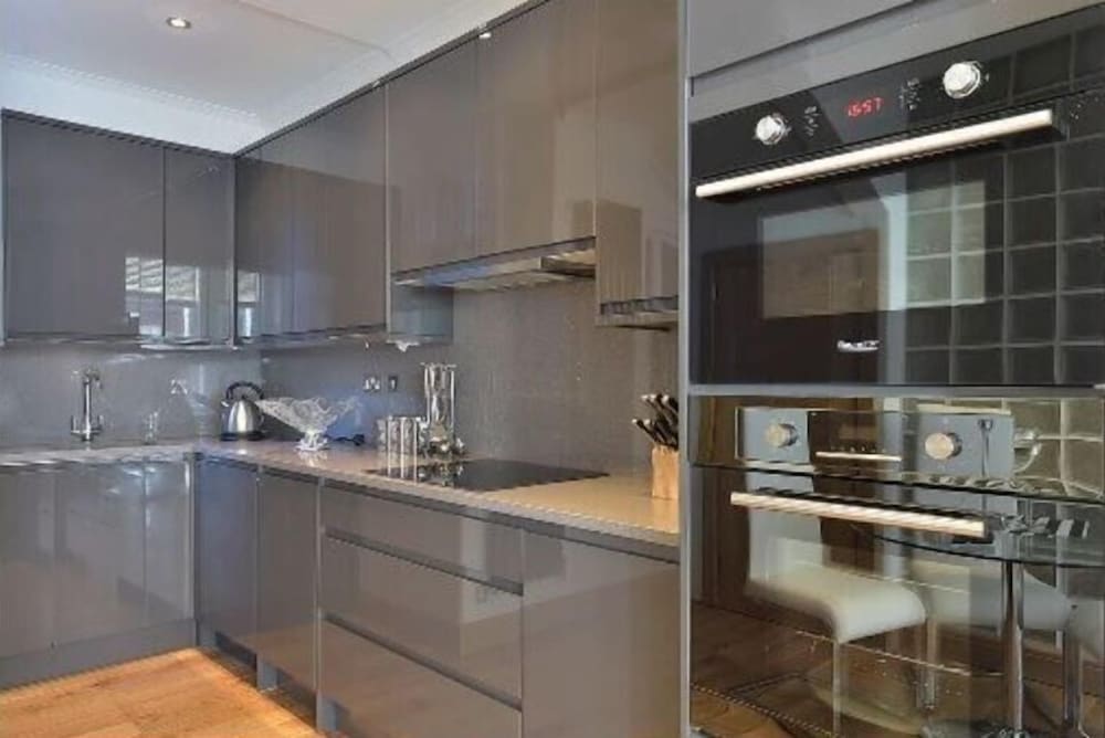 Фото 46 Harrington Gardens