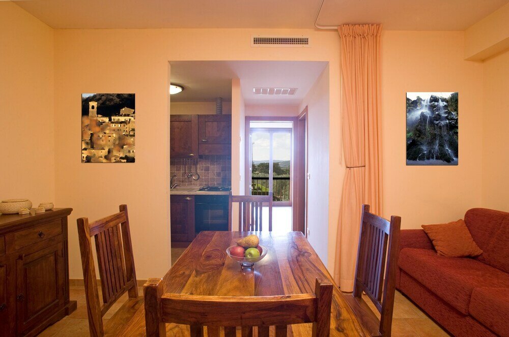 Фото Residence with swimming pool in Sorano