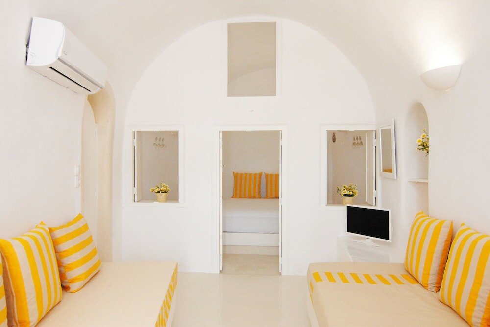 Фото White Grape Suites