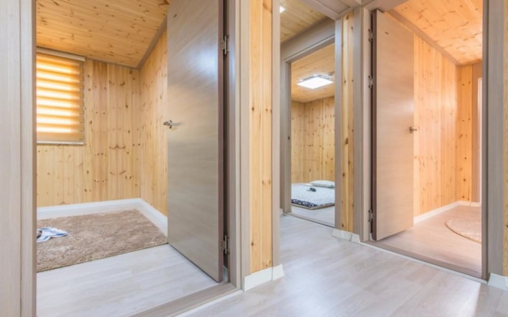 Фото Geochang Windmill Village Pension