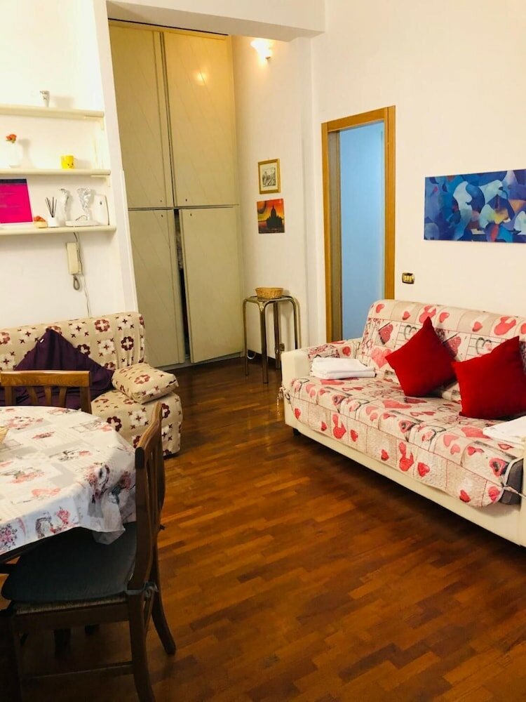 Фото House Serena in Rome