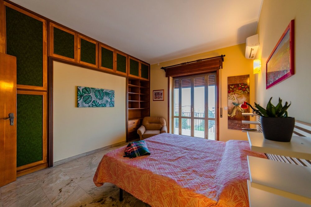 Фото La Terrazza Di Siracusa - Roomy And Bright Flat