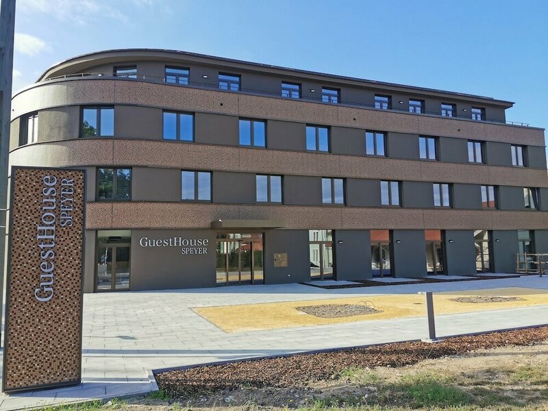 Гостиница GuestHouse Speyer в Шпайере