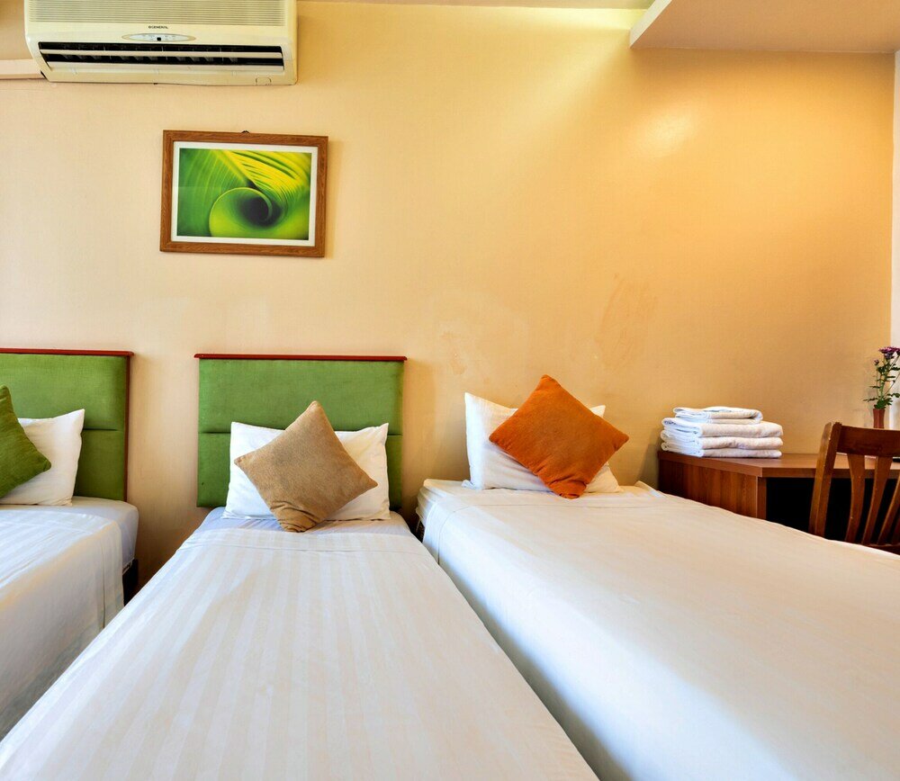 Фото Hanz LakeView Hotel Hanoi