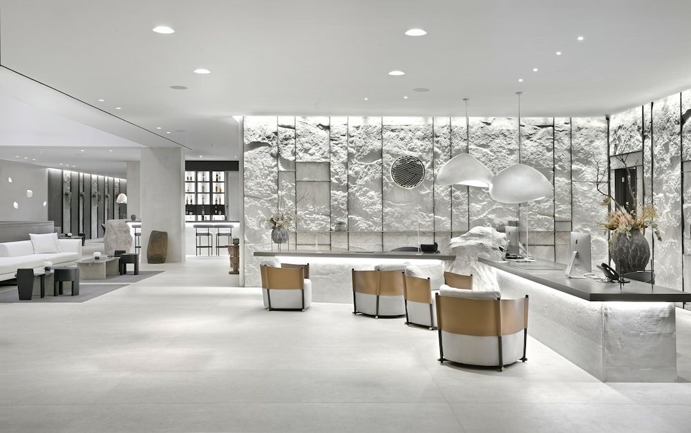 Фото Aeonic Suites and SPA