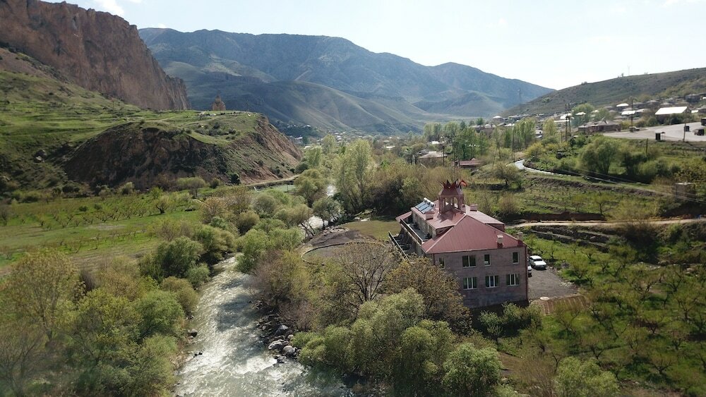 Фото Areni Lodge