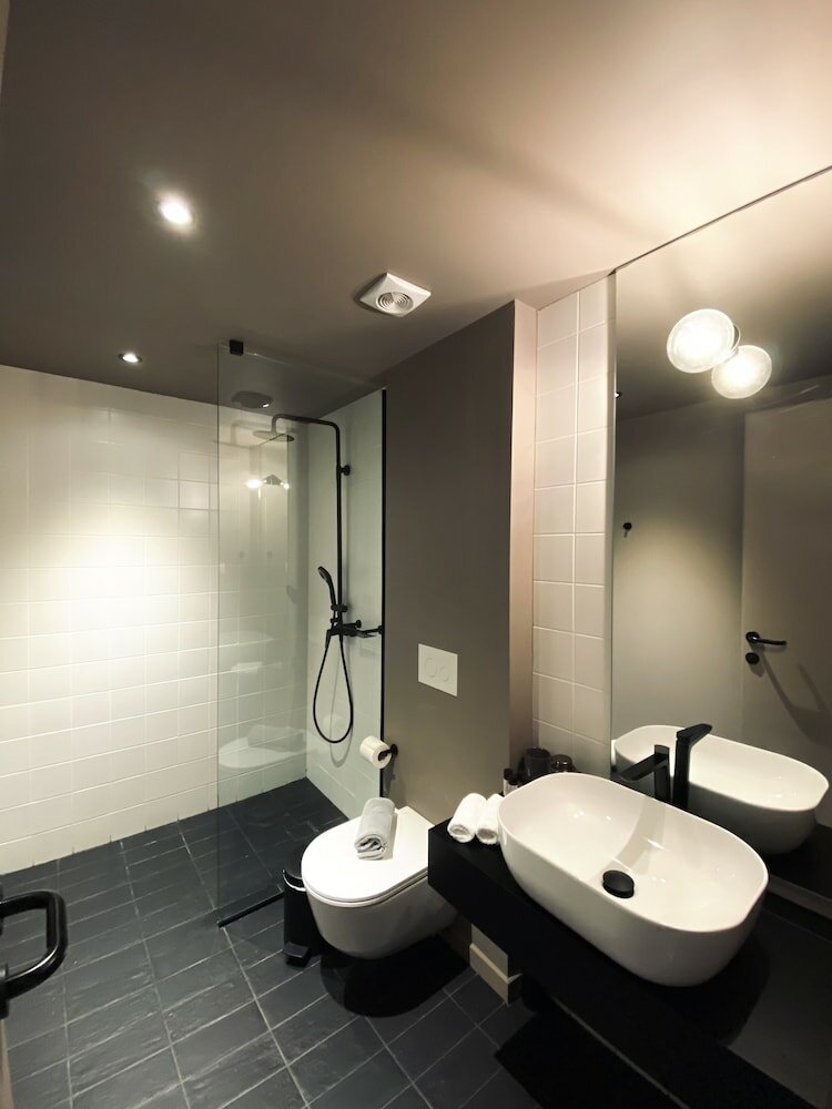 Фото M17 Studios & Suites