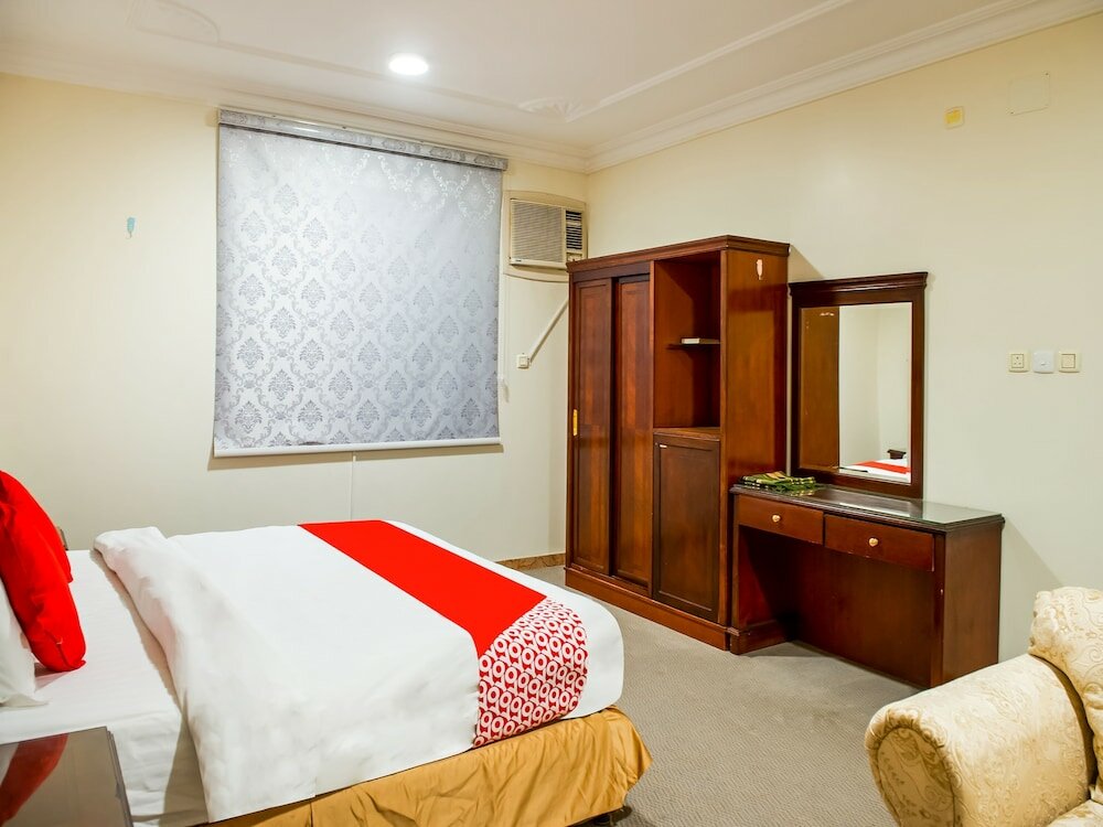 Фото Oyo 525 Rose Plaza1