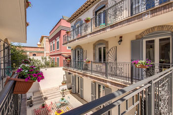 Фото The Bricks Rome