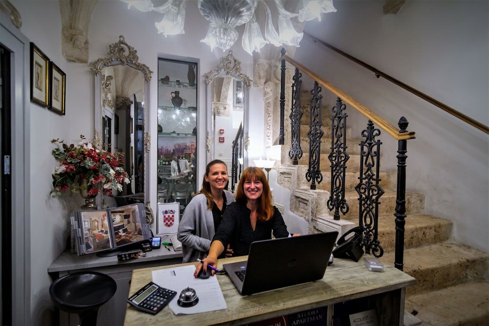 Фото Dubrovnik Luxury Apartments