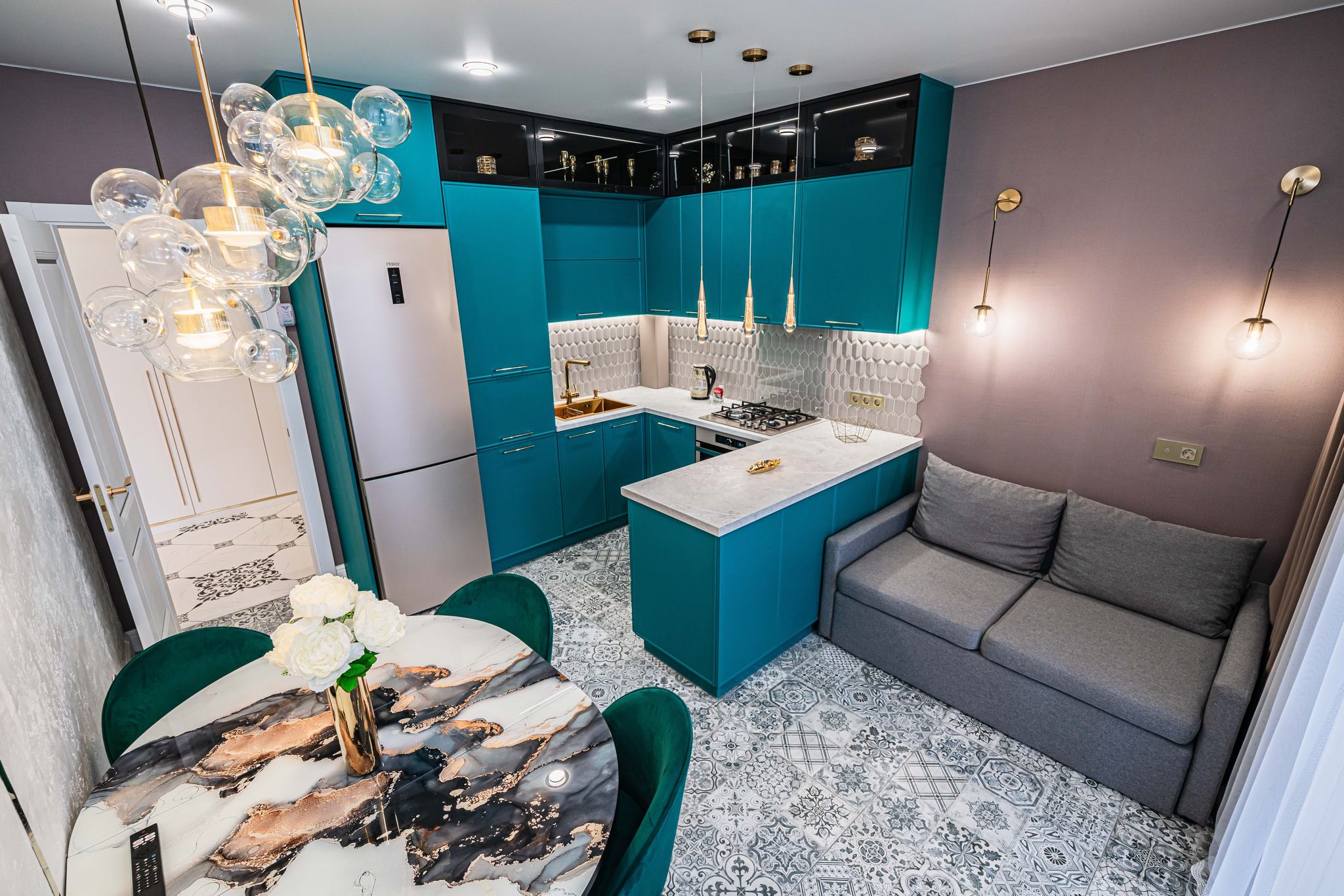 Фото Crown39 на улице Памяти Павших в Афганистане