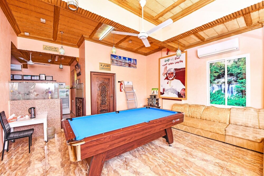 Фото Oyo 139 Al Ghadeer Hotel Apartments