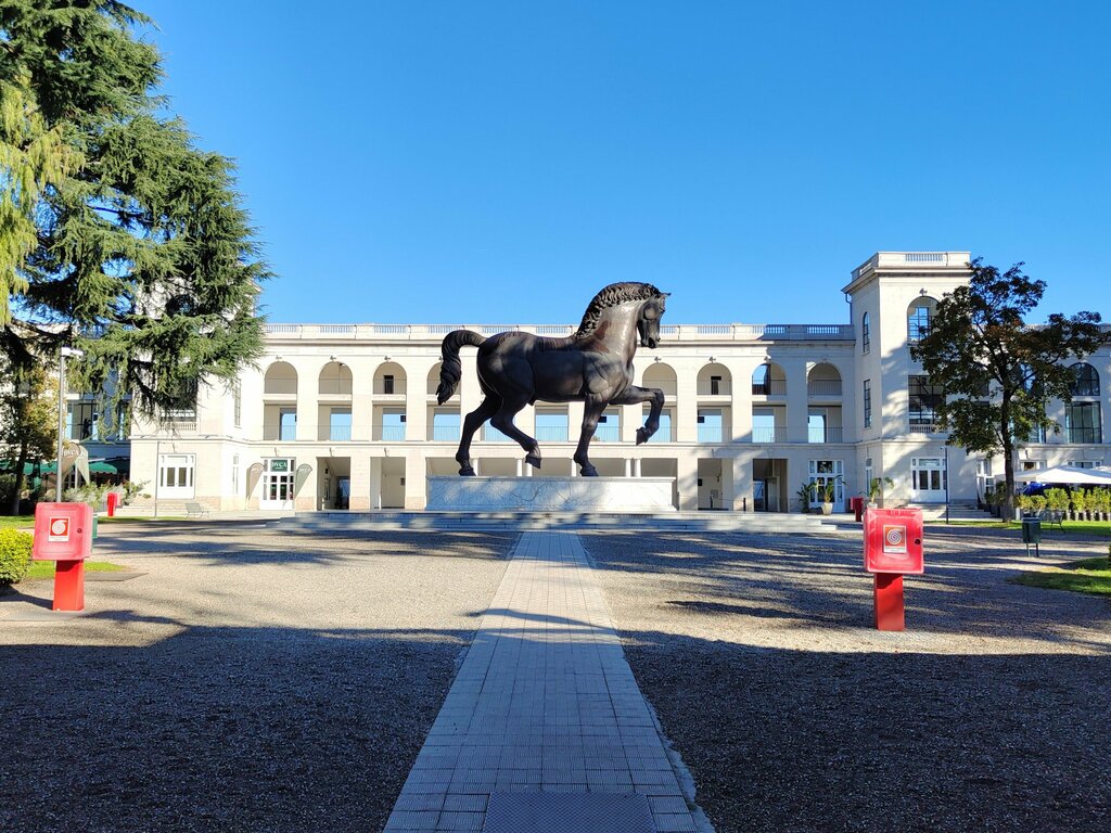 Landmark, attraction Cavallo di Leonardo, Milan, photo