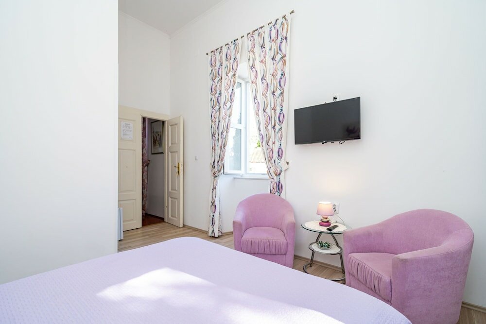 Фото House Boninovo - Adults Only