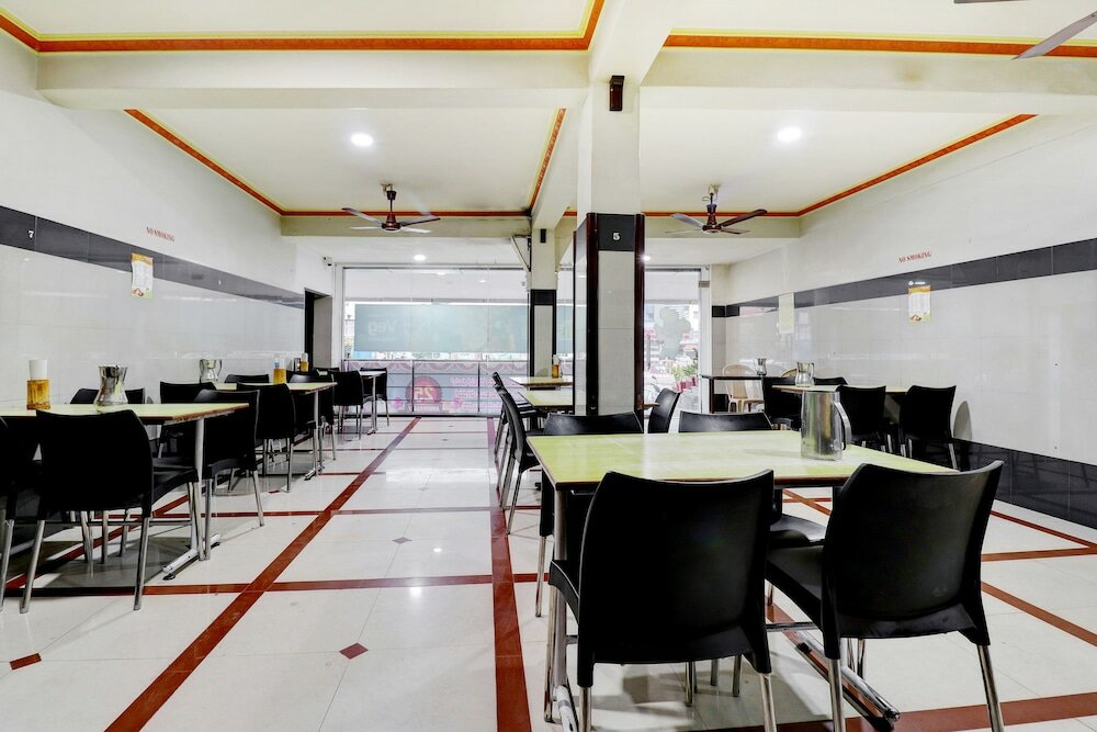 Фото Spot On 45551 Surya Lodge