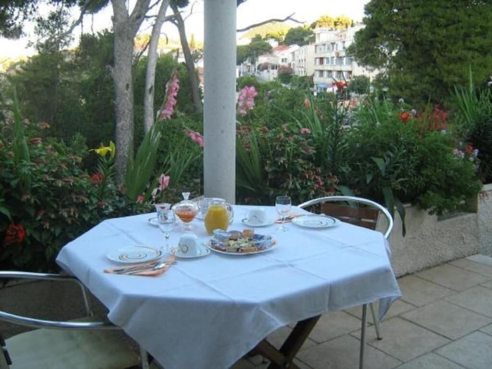 Фото House Boninovo - Adults Only