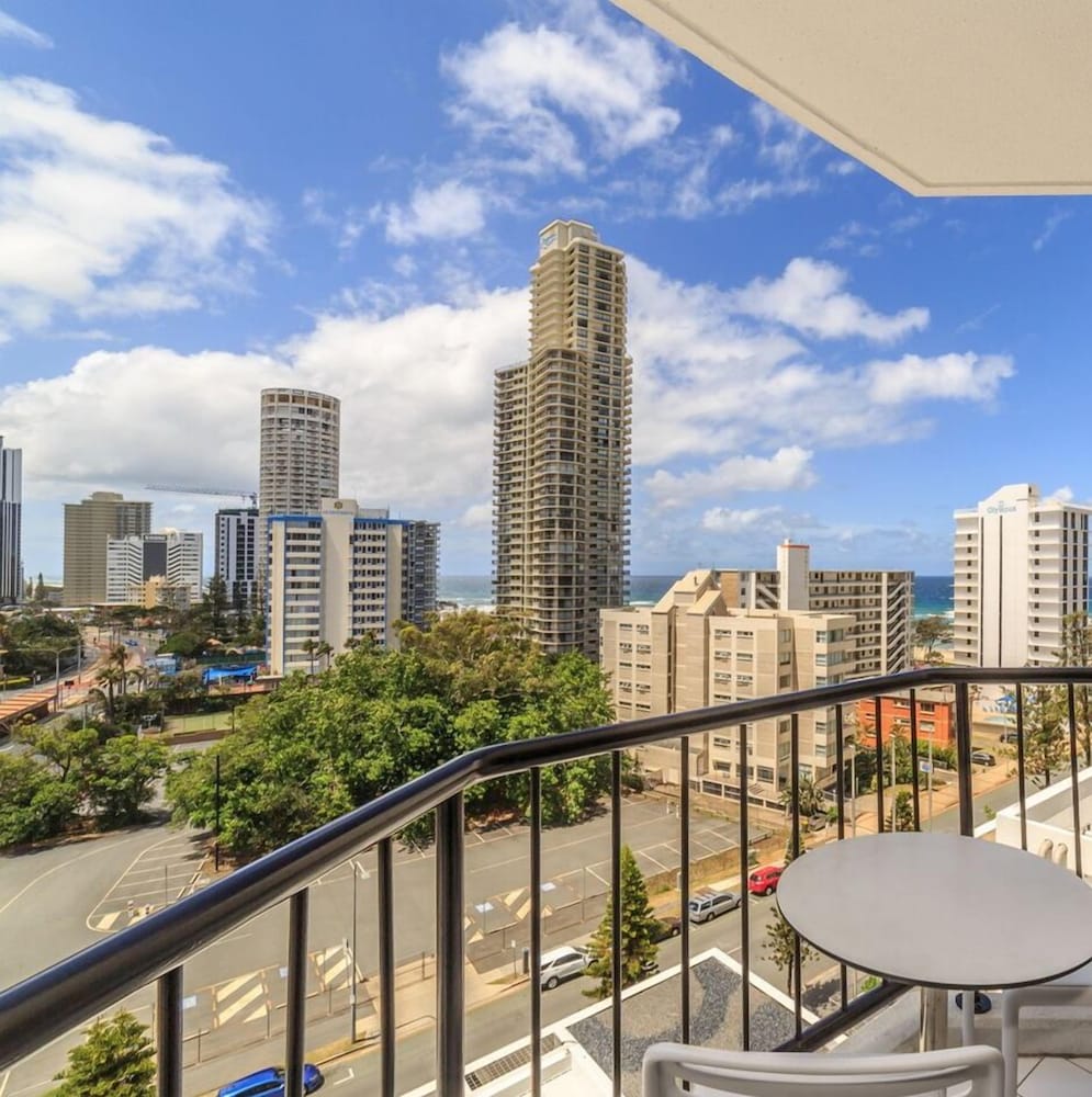 Фото L5 Surfers Paradise Apartment