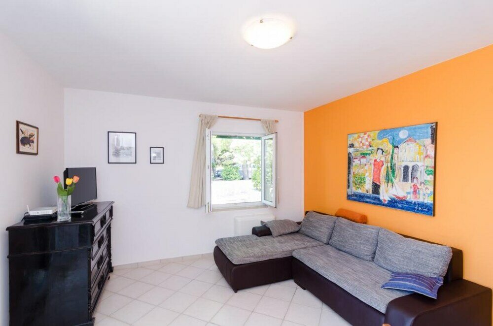 Фото Apartments Plavac Mali