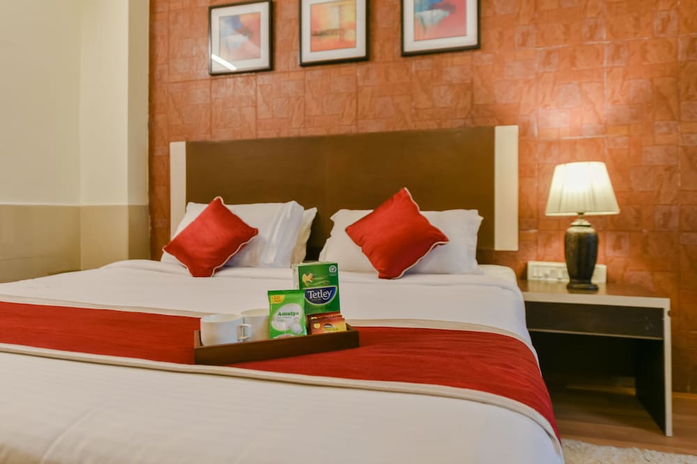 Фото Hotel Roopa