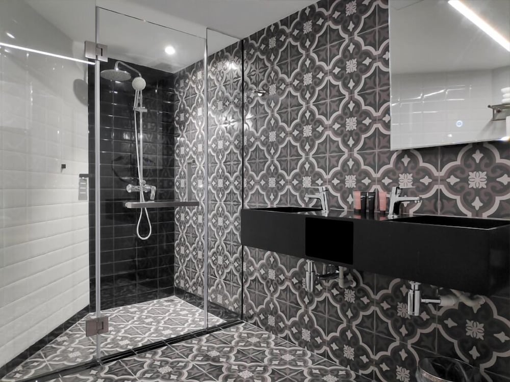 Фото Loop On Leith