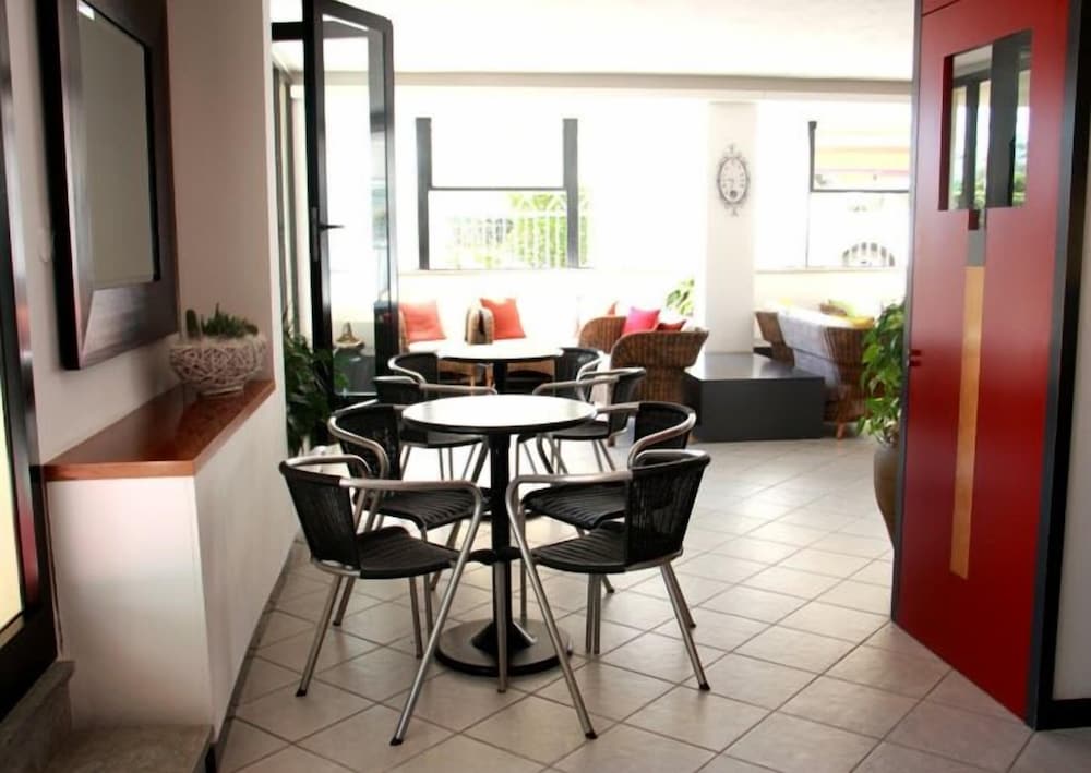 Фото отеля 4