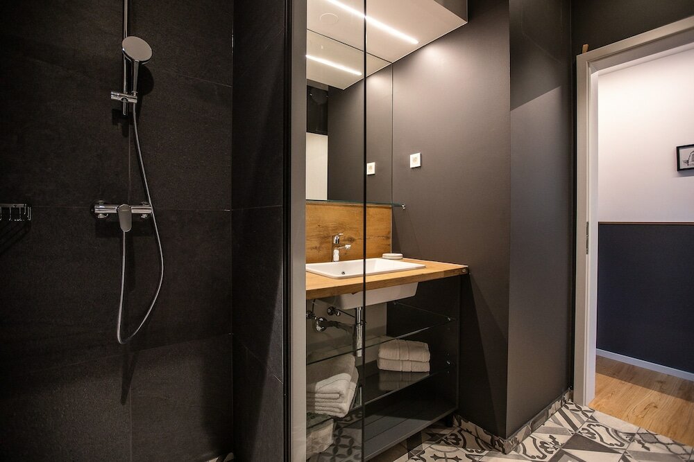 Фото Postcard City Apartments