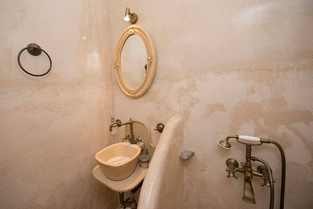 Фото Mykonian Studios