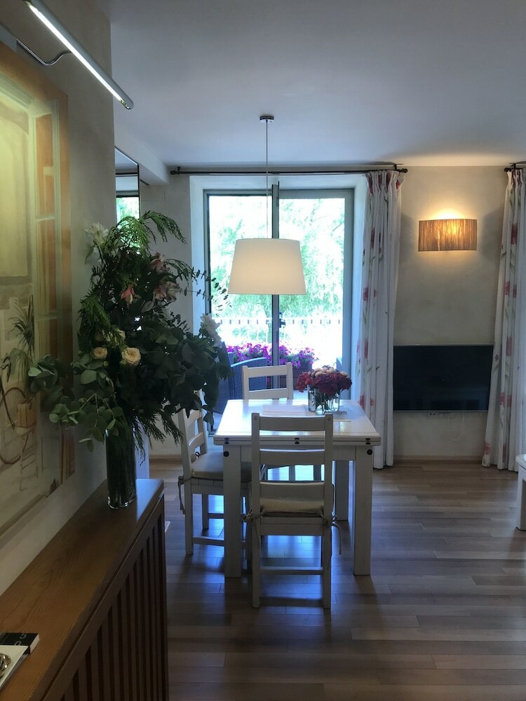 Фото Apartamentos la Torreta del Llac