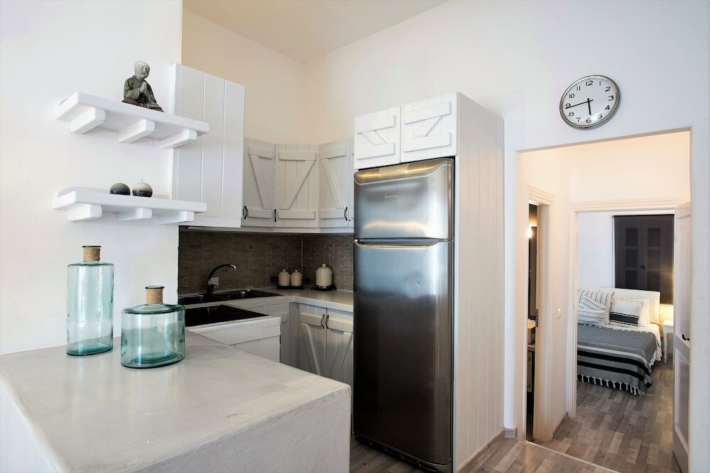 Фото Mykonian Studios