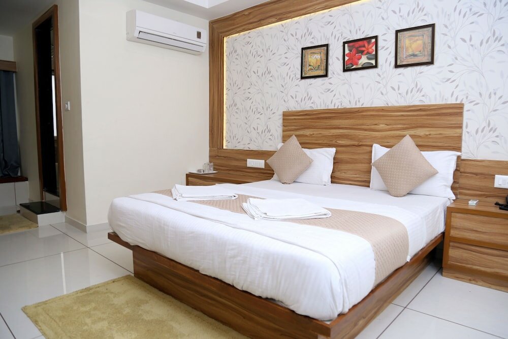 Фото Отель Shobhna Palace by Sky Stays