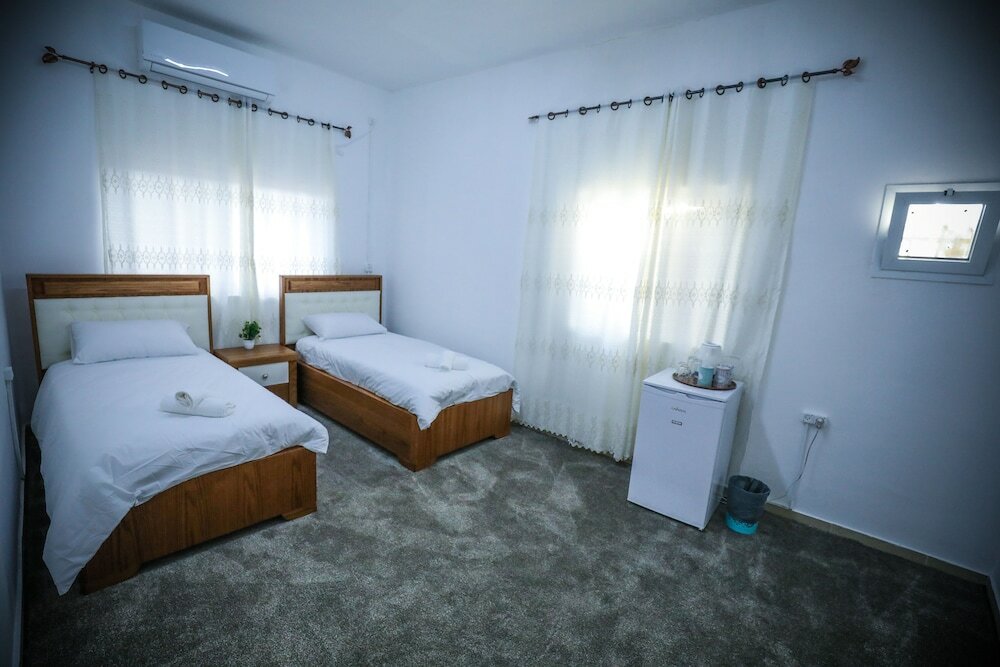 Фото Damascus Gate Rooms Motel