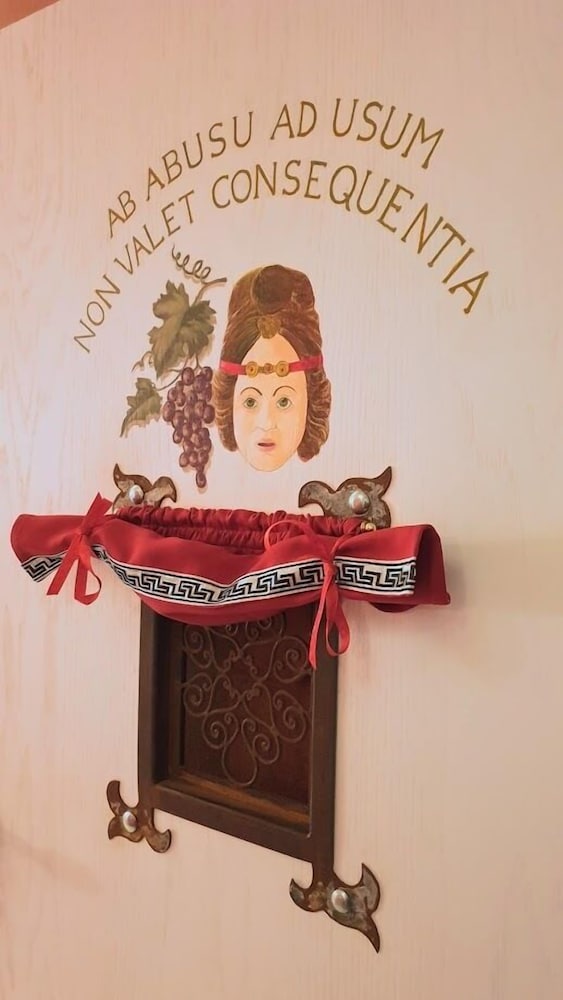 Фото The Queen Tower