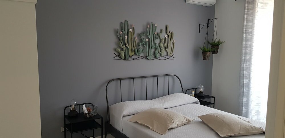 Фото Little Rose Guest House