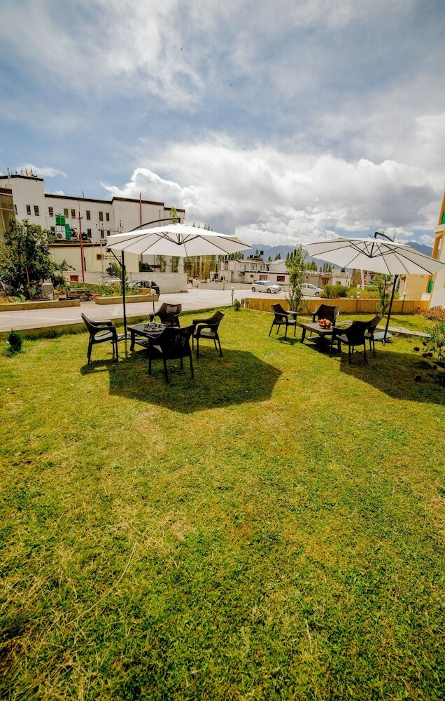 Фото отеля 3