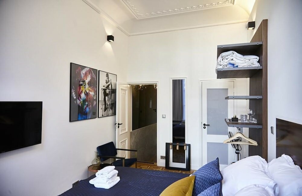 Фото Downtown Room In Canal District