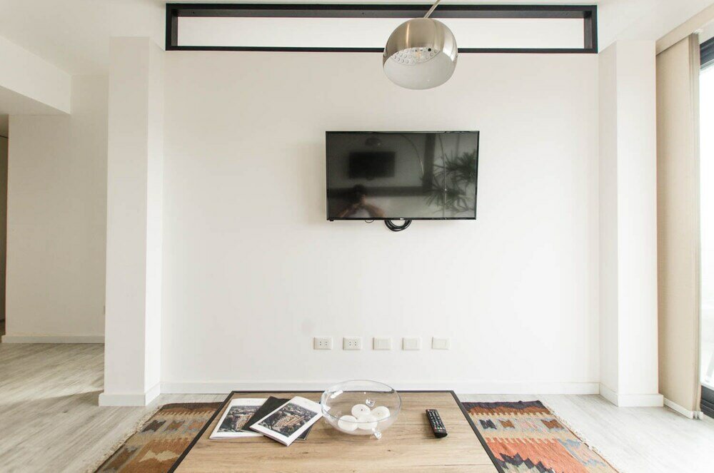 Фото Lovely Business Loft Pool BBQ & Views